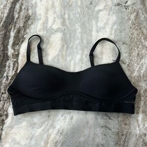 Calvin Klein • Bra • Size Small